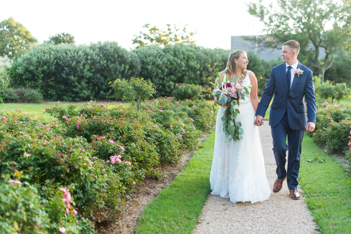 Bright Fall DIY Wedding | Bride and groom pictures