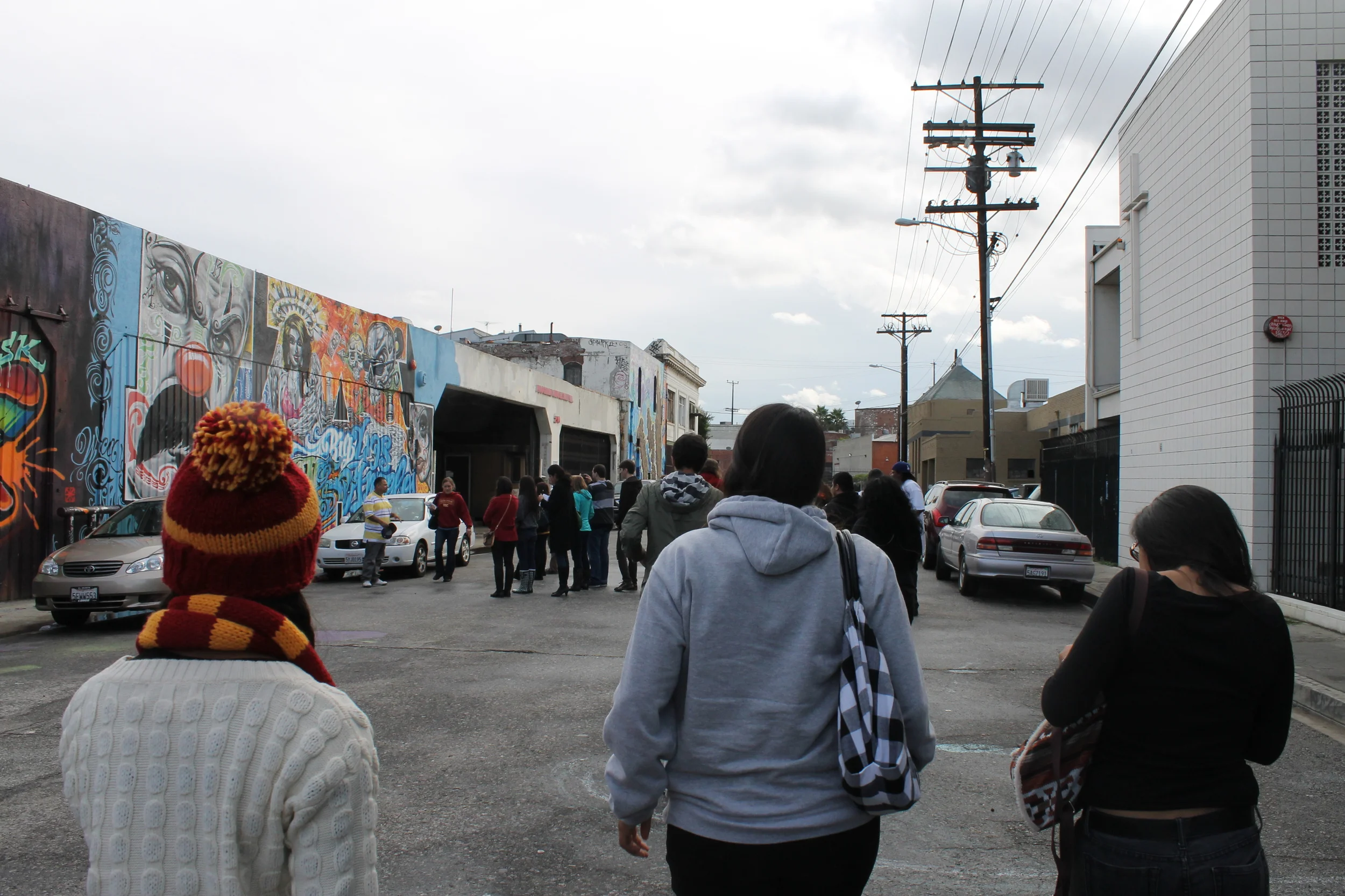 LA Gang Tours: "Nobody can change the hood but the hood" 