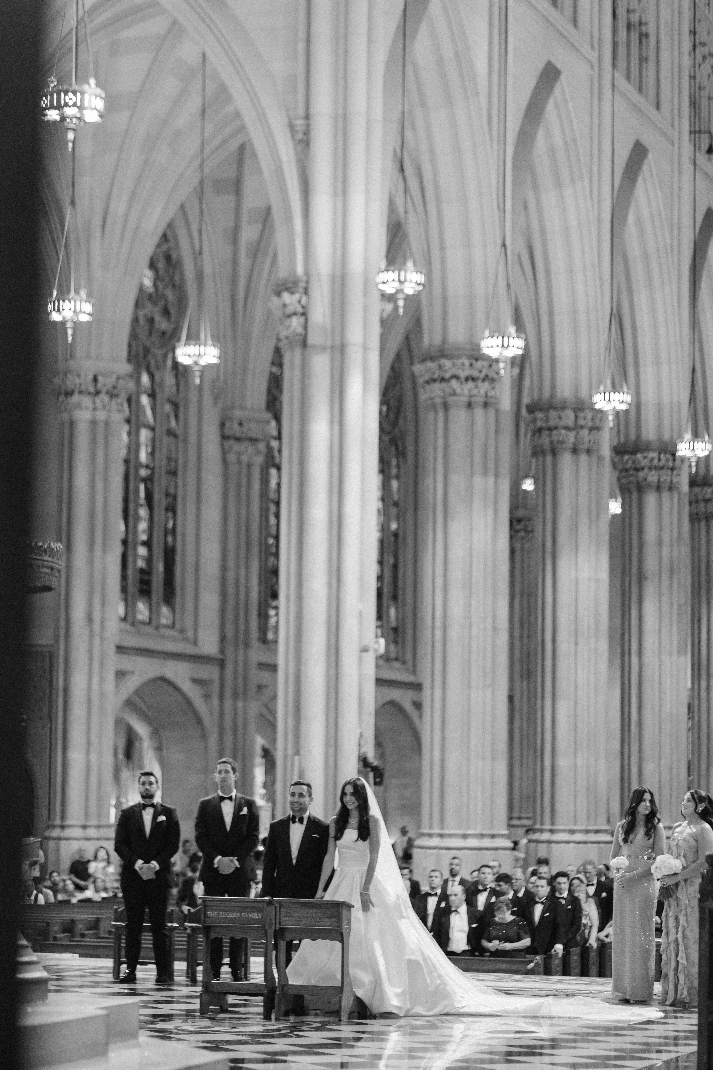 09-24-DJ-Ceremony-214bw.jpg