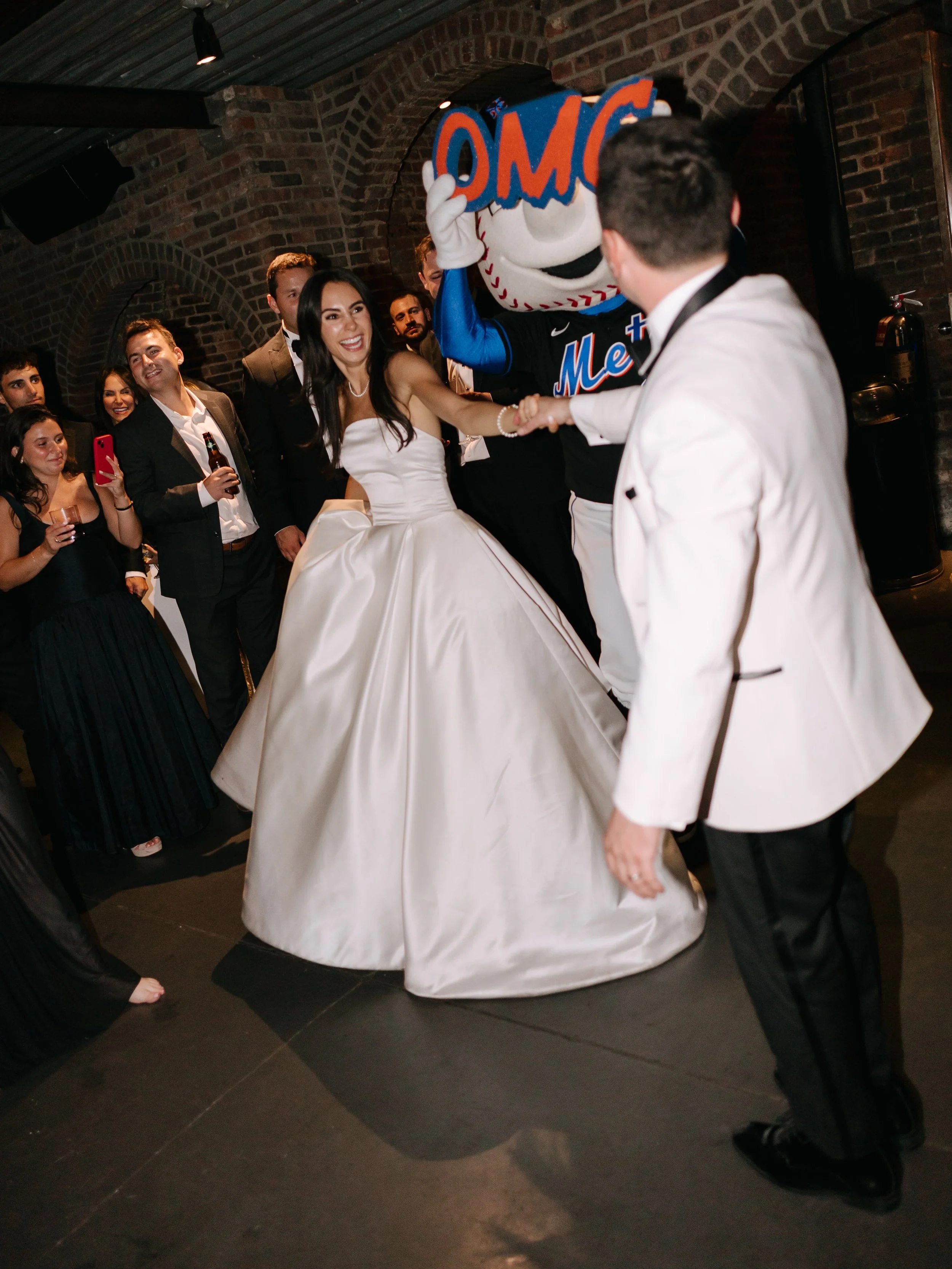 the-foundry-wedding-brooklyn-stephanie-sunderland75.jpg