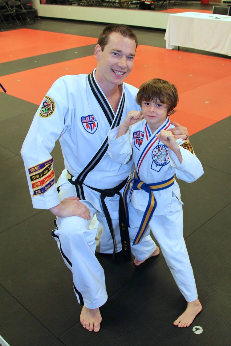 noahbluebelt (2).jpg