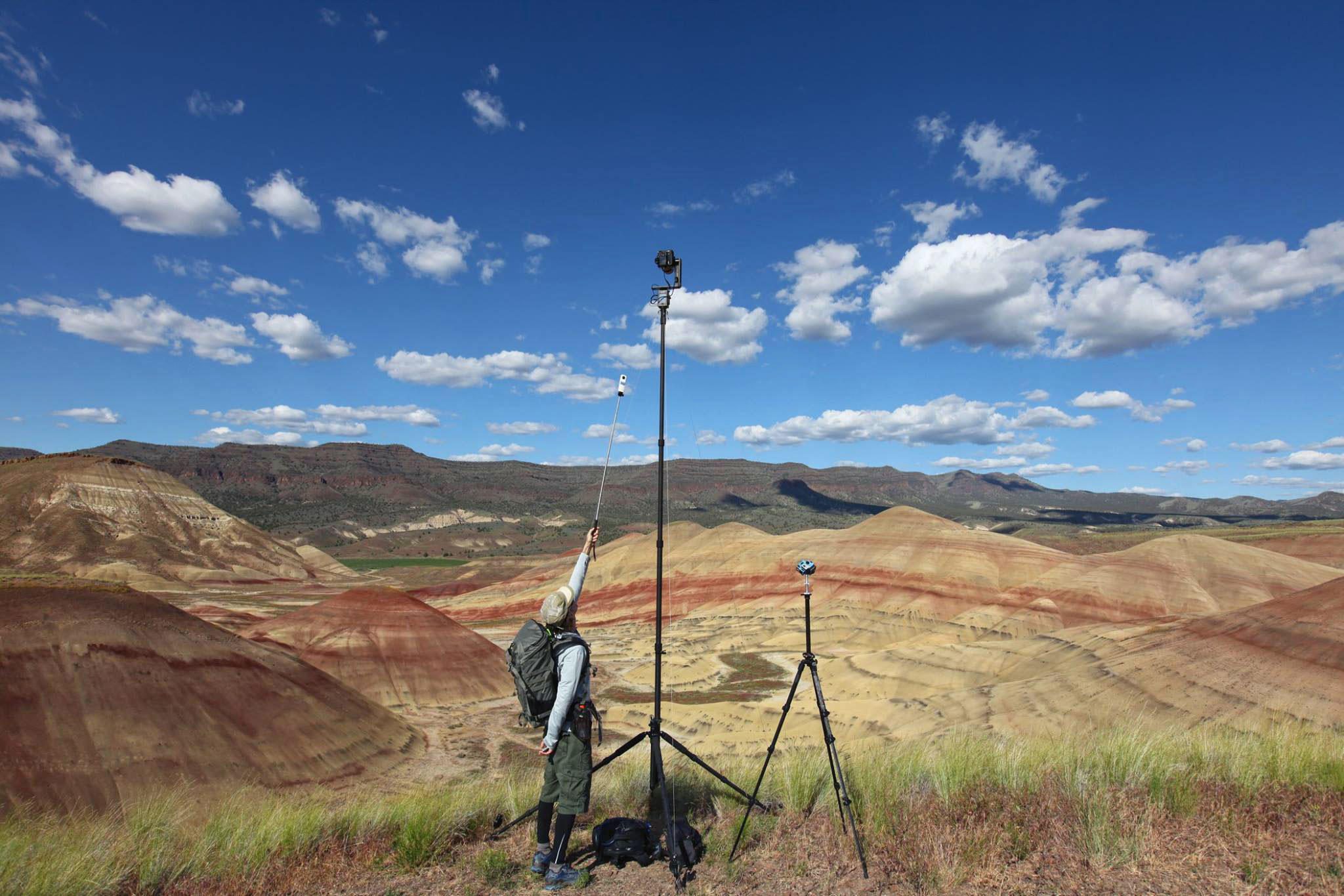 While the Seitz Roundshot VR drive is gigapixeling Thomas Hayden and I astray to shoot 360° video and Ricoh Theta production shots (image below)