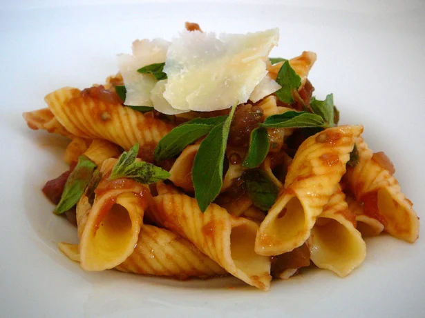 pasta-tomato.jpeg