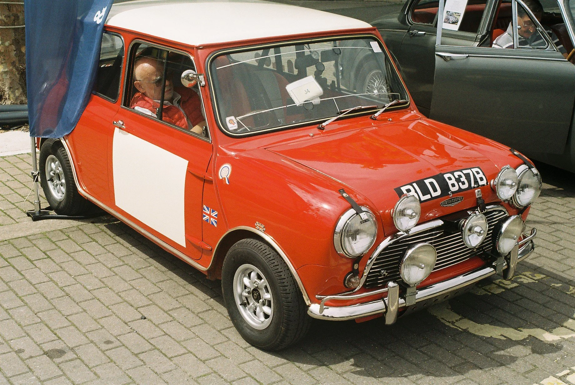 CNV00017.JPG
