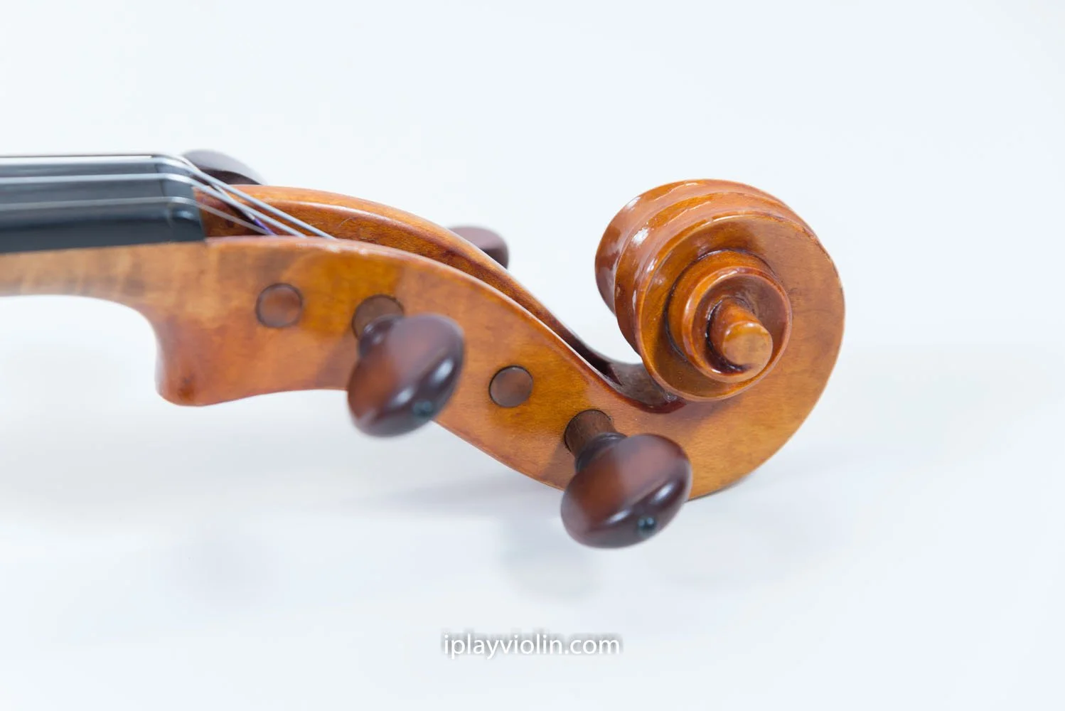 Thomas-Fawick-Violin-1951-Scroll-View