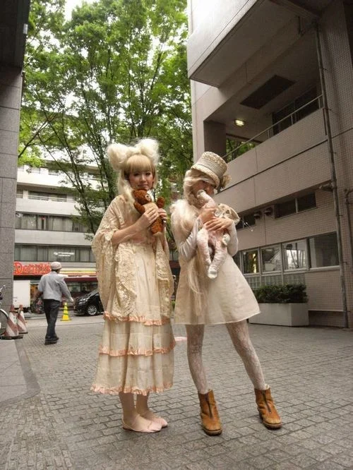 mori girls of tokyo - 4.jpg