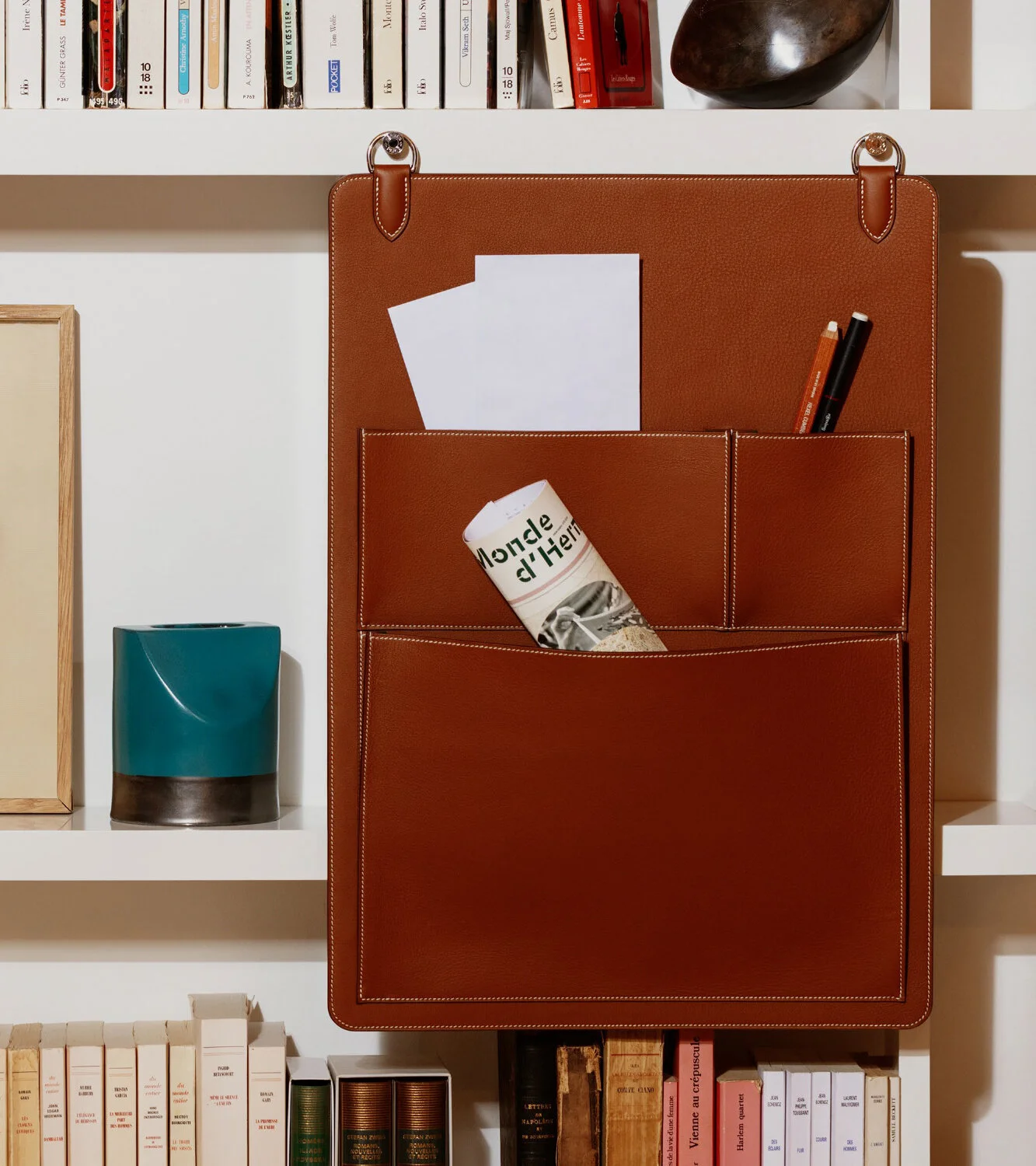 313086M 01_trieur_mural_Gazette_fauve_décor.jpg