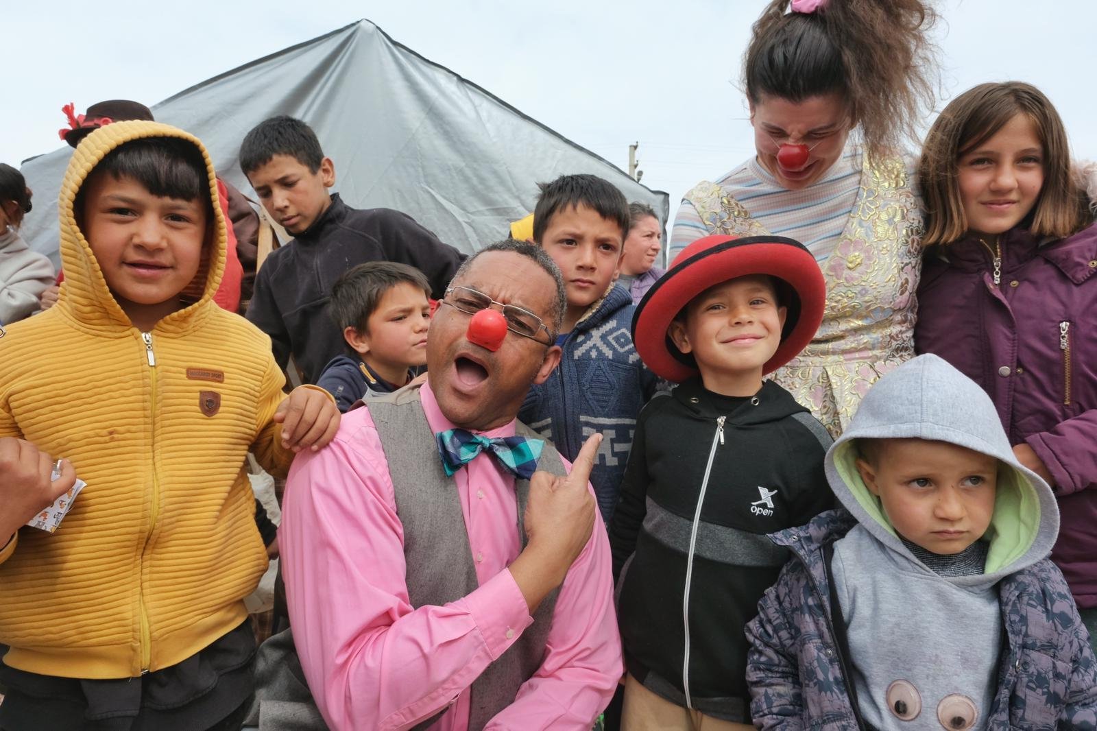 CLOWNS WITHOUT BORDERS USA, TURKEY EARTHQUAKE SURVIVOR TOUR DAY 6 OF SHOWS