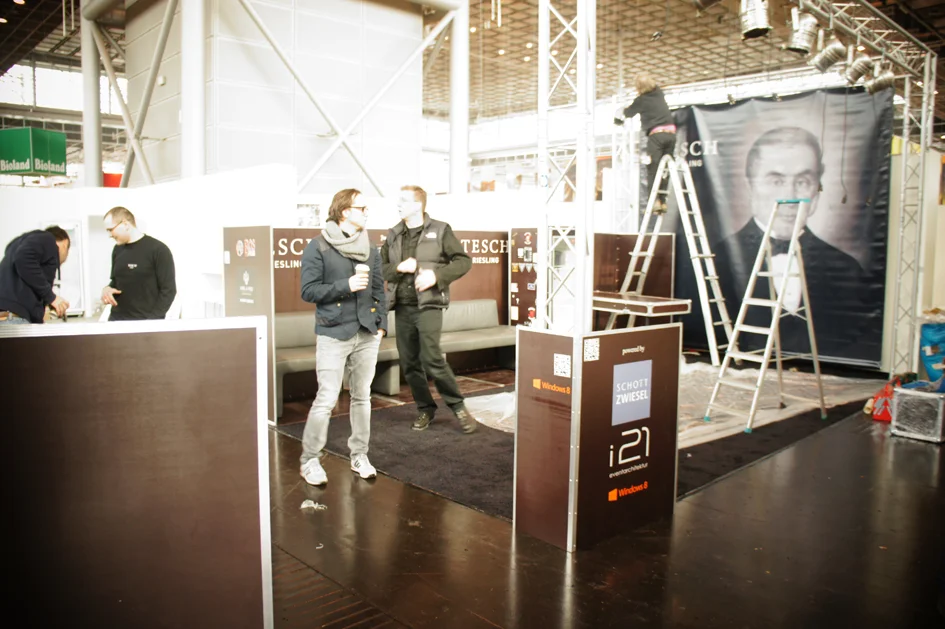 i21_Prowein2013_Weingut Tesch_tote Hosen_weisses Rauschen_8.jpg