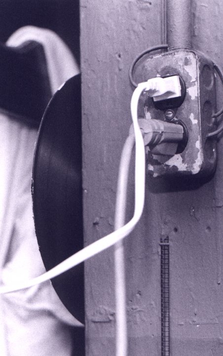 wallplugjpg_3198132921_o.jpg