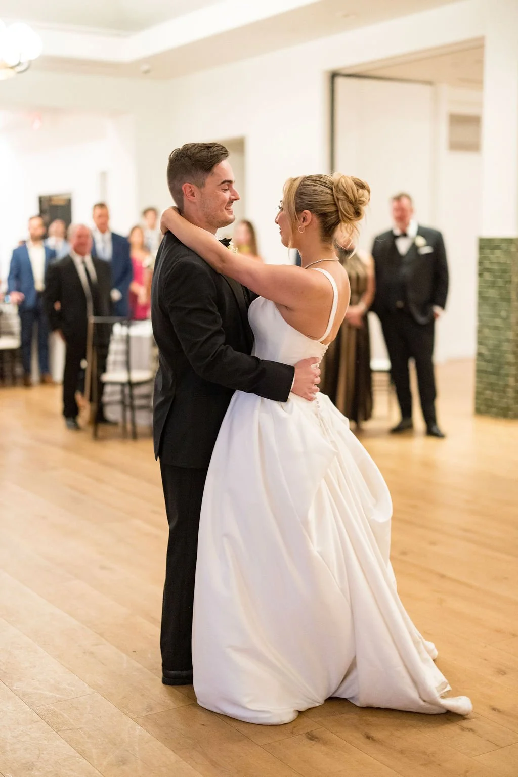 spanish-hills-country-club-wedding-camarillo-first-dance.jpg