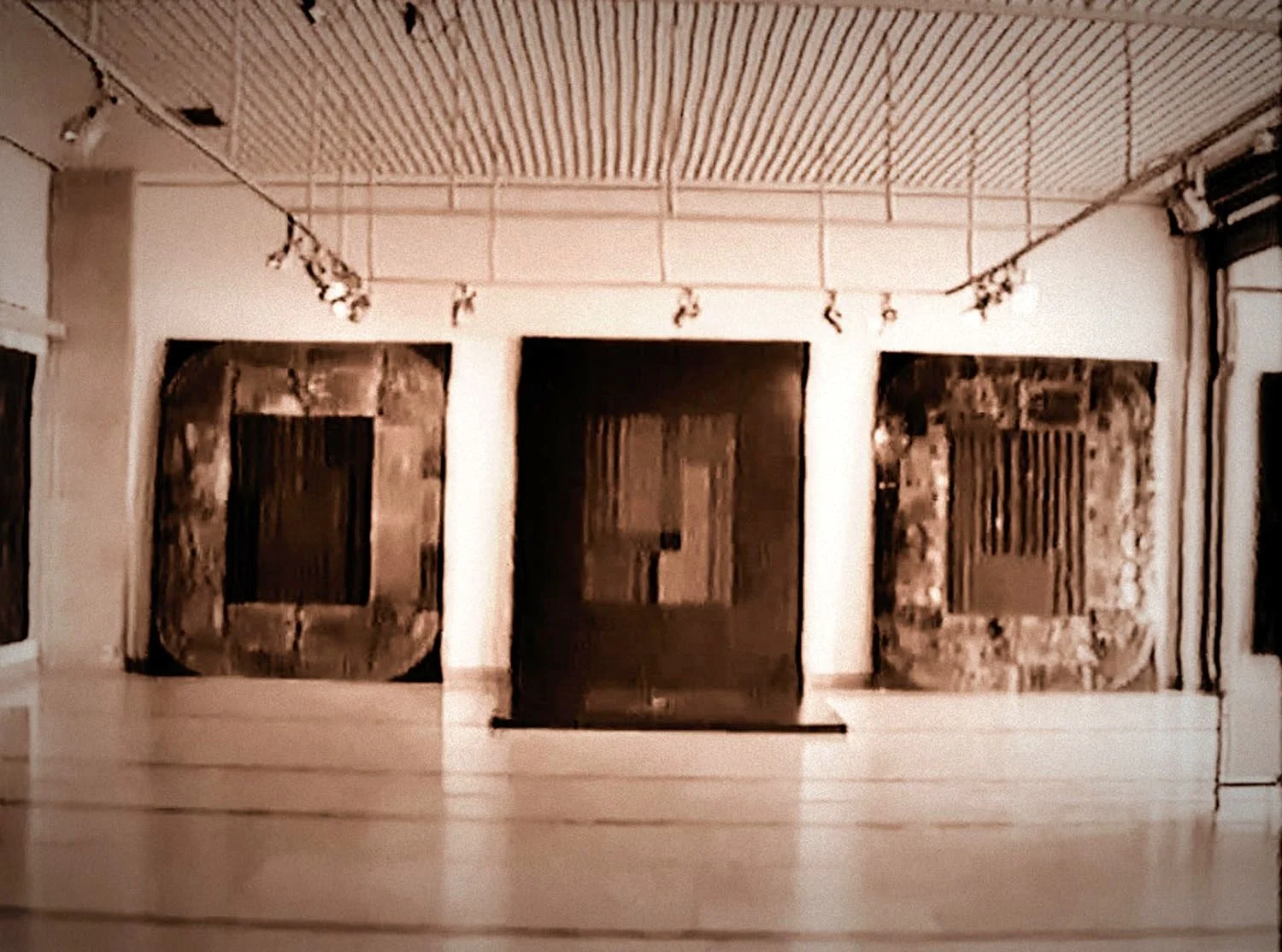 1992 — "STRUCTURES" @ GALLERY BERNANOS