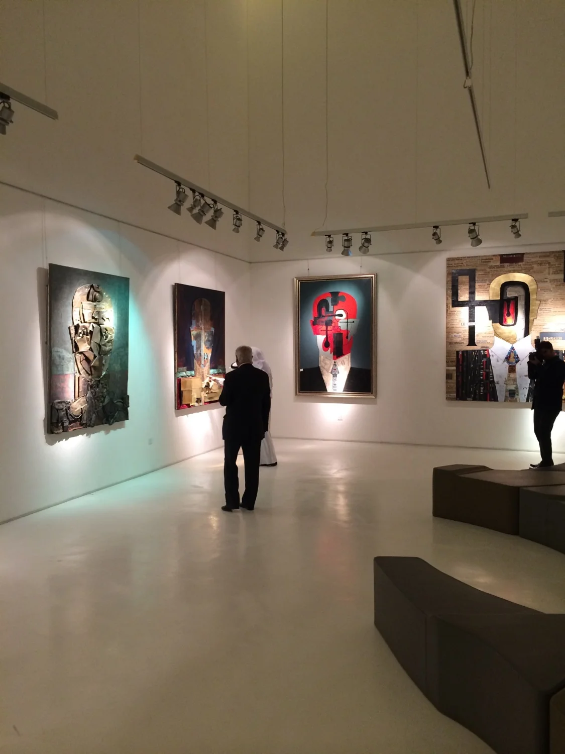 EXHIBITION VIEW