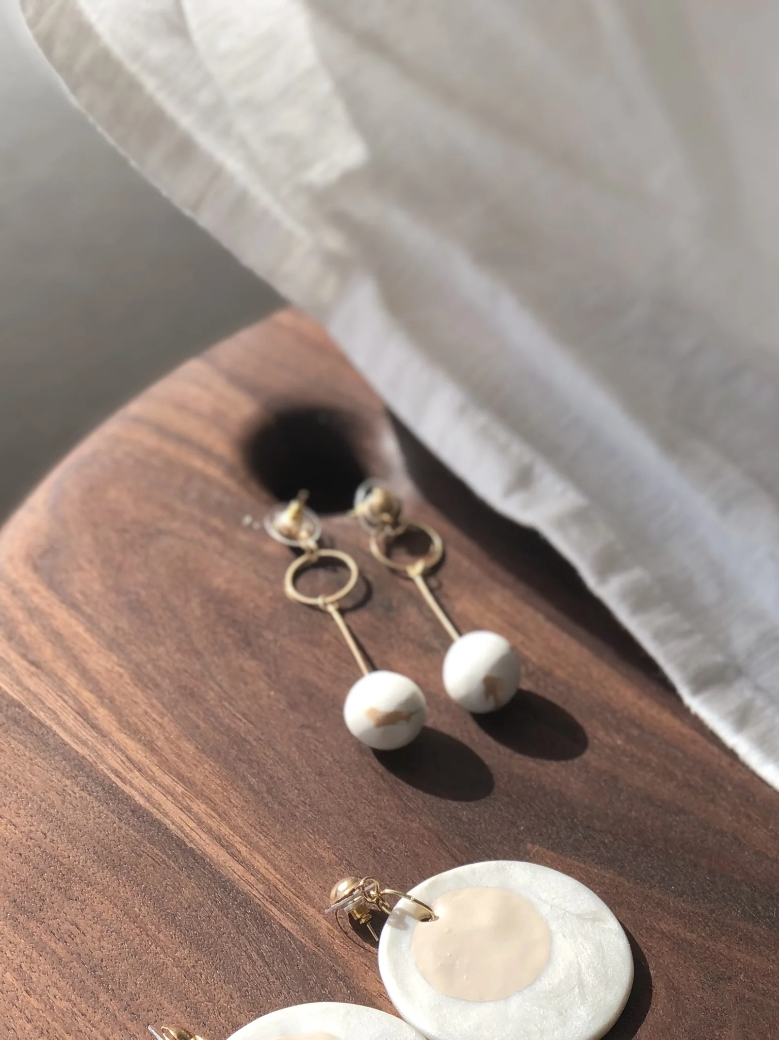 05511CBC-0051-48DC-B67E-B6DA854954AC