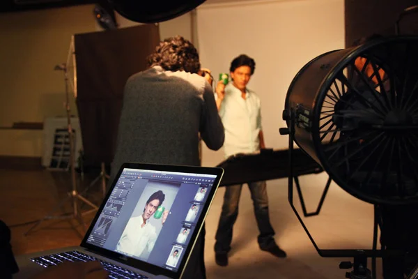 Working Still - Shah Rukh Khan - Tata Tea
