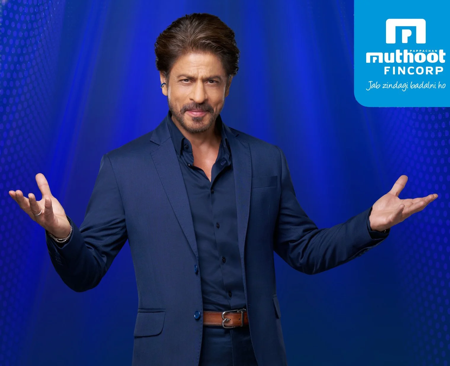 SRK for Muthoot-1.jpg