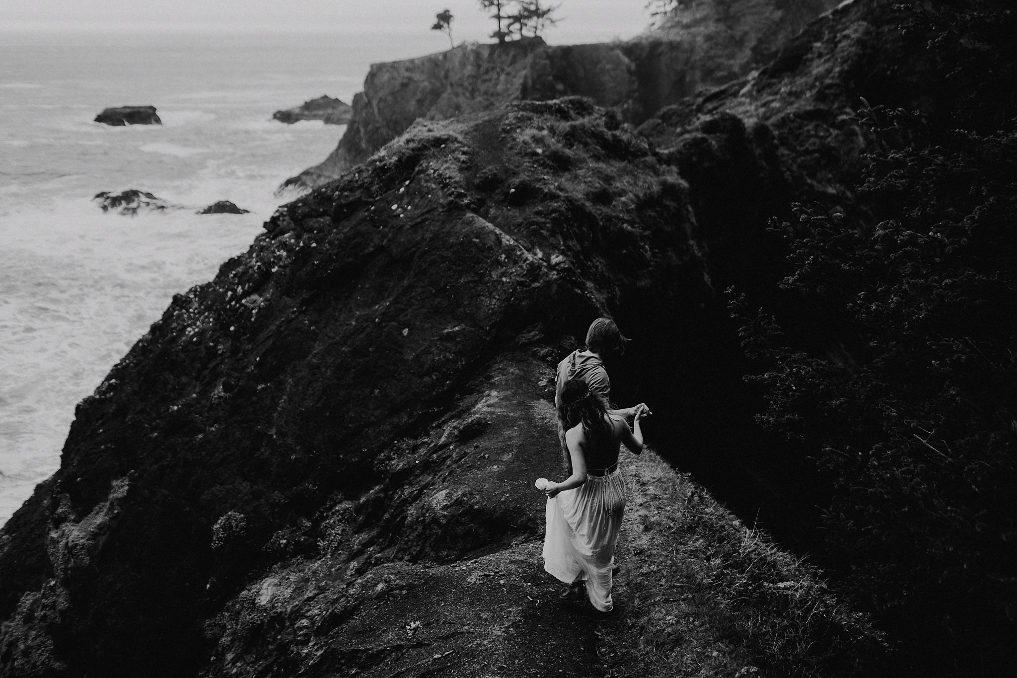 oregon coast elopement