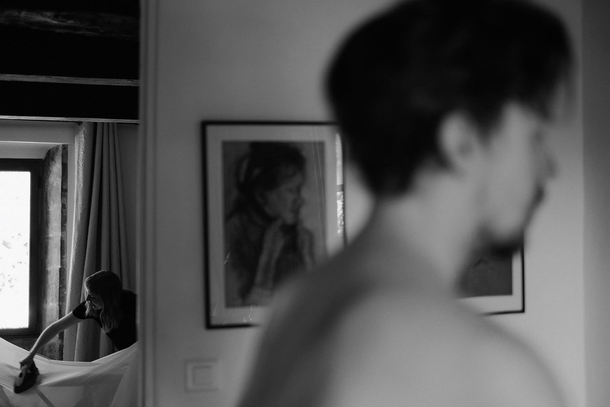 goult provence france elopement vow renewal getting ready photo