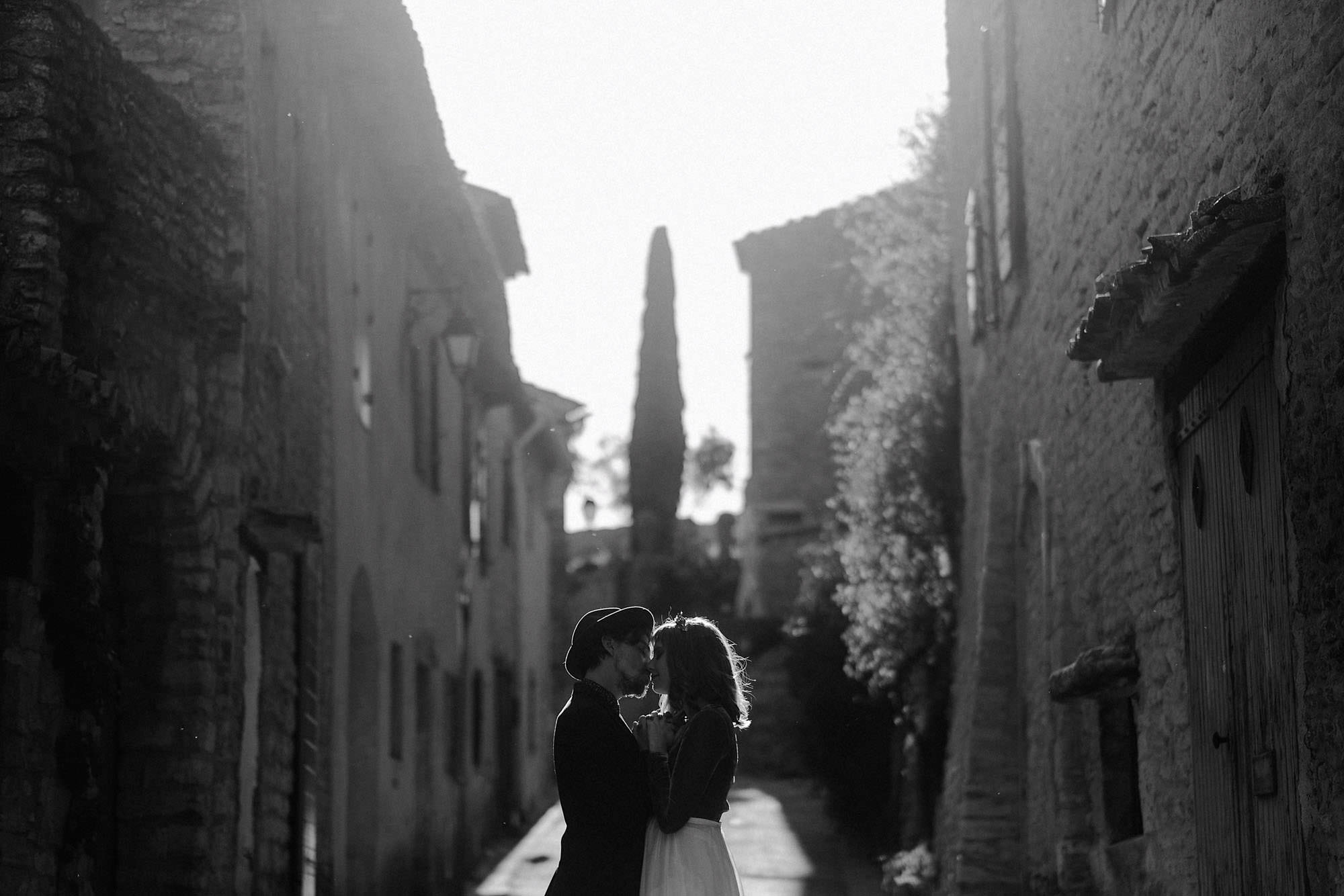 goult provence france elopement vow renewal couple portrait photo