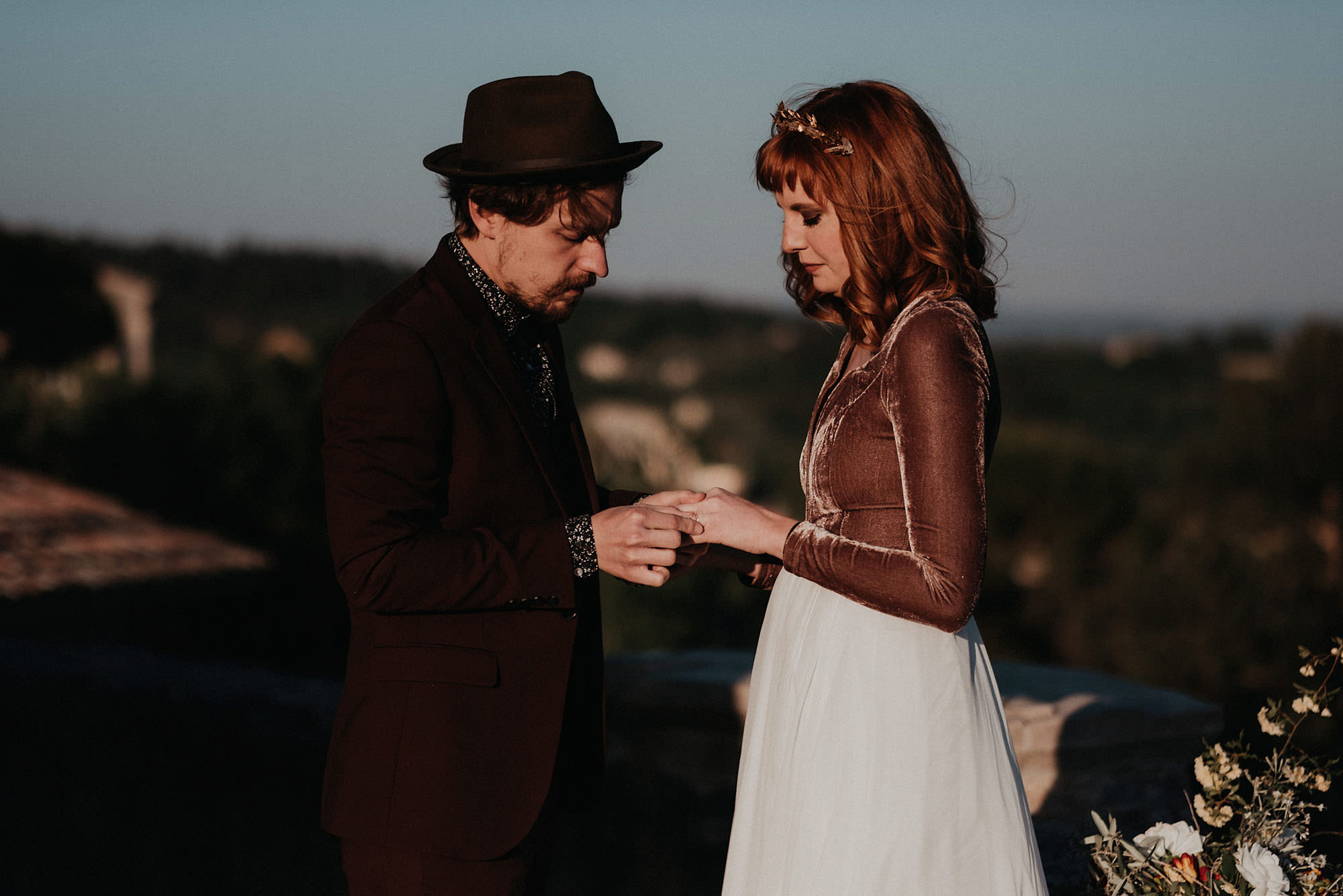 goult provence france elopement vow renewal couple photo