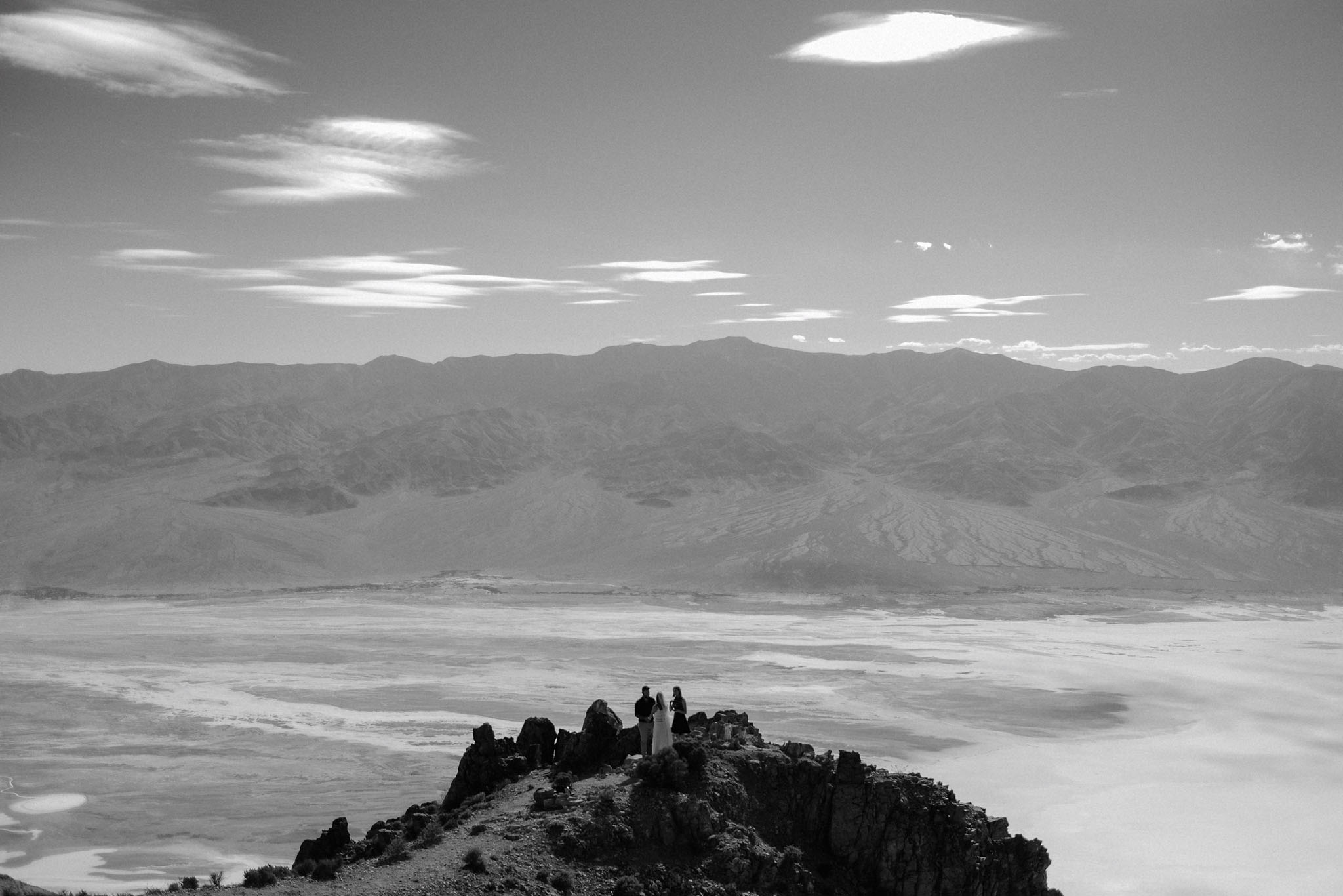 death valley adventure elopement wedding photographer national park ceremony