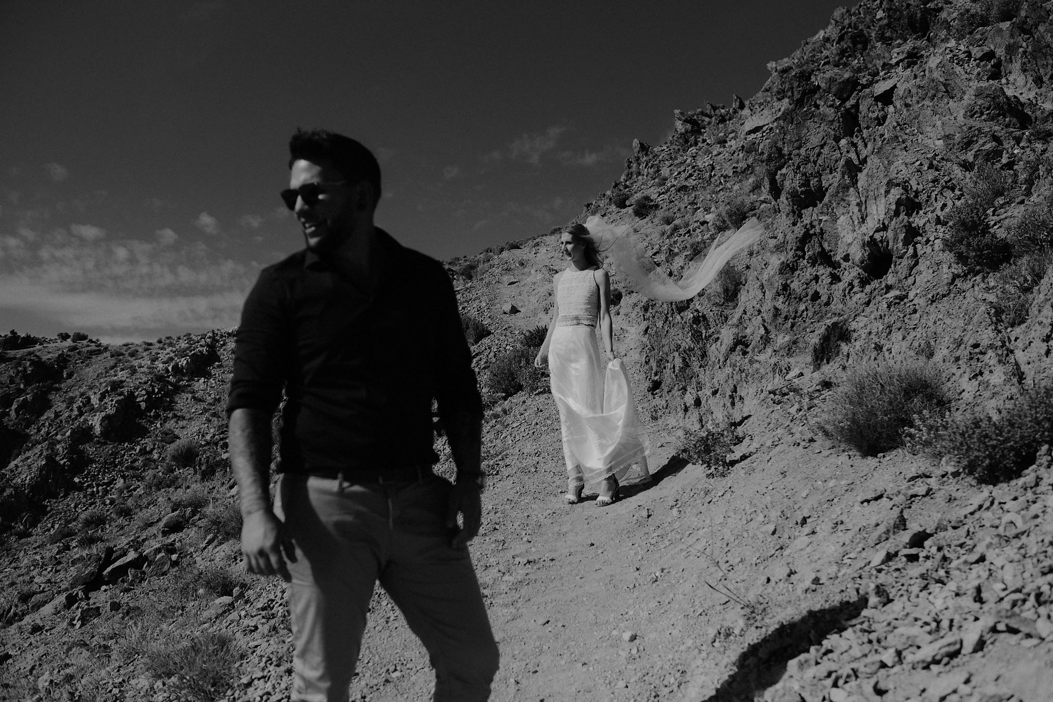 death valley adventure elopement wedding photographer national park couple portrait photo