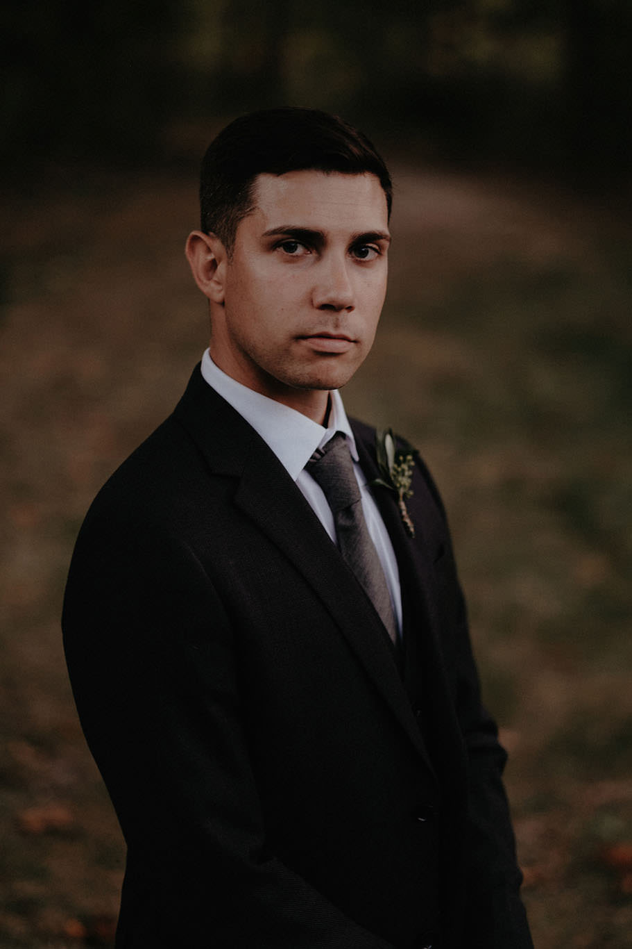 andover new jersey crossed keys estate adventure wedding photographer bride groom portrait
