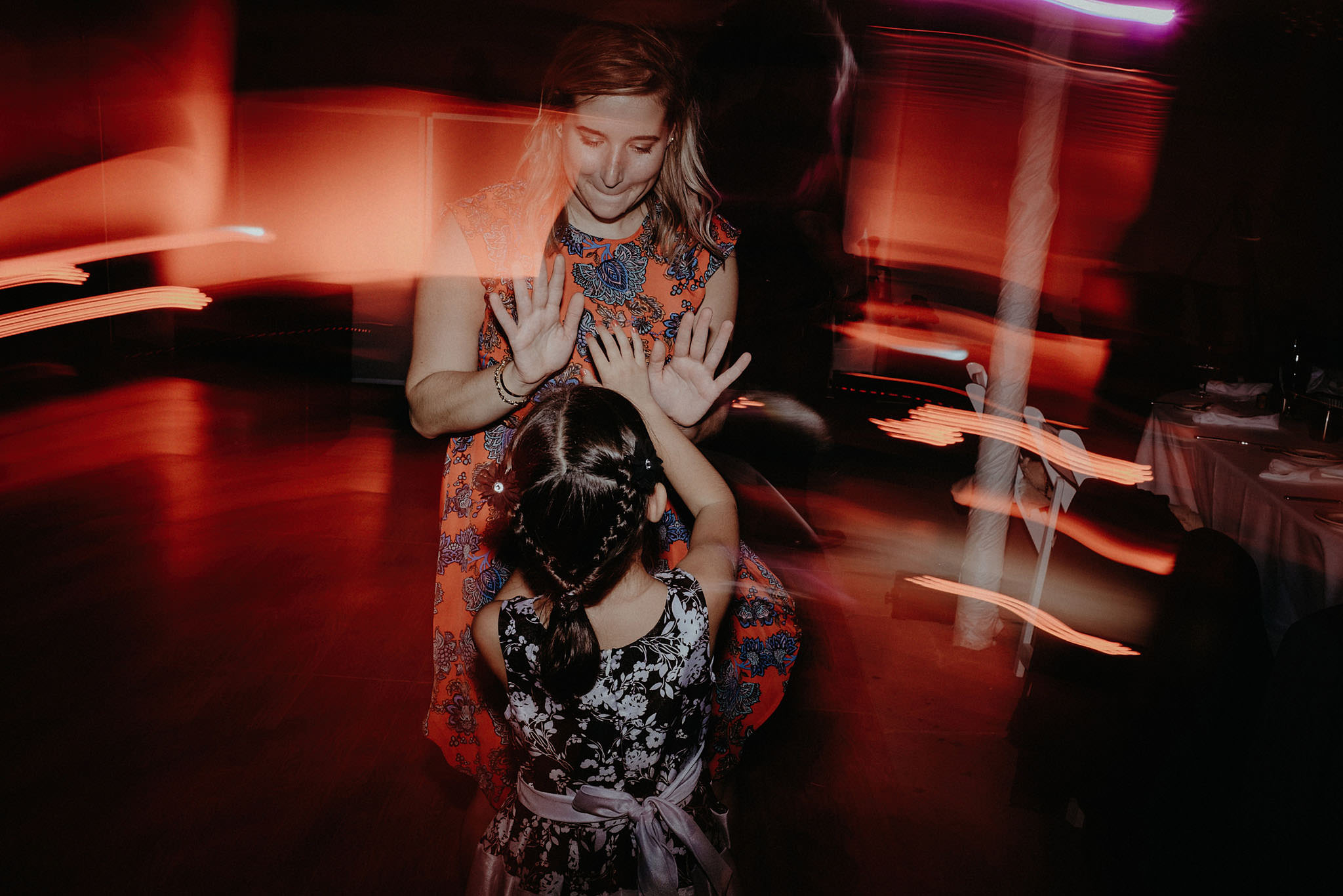 andover new jersey crossed keys estate adventure wedding photographer reception dancing