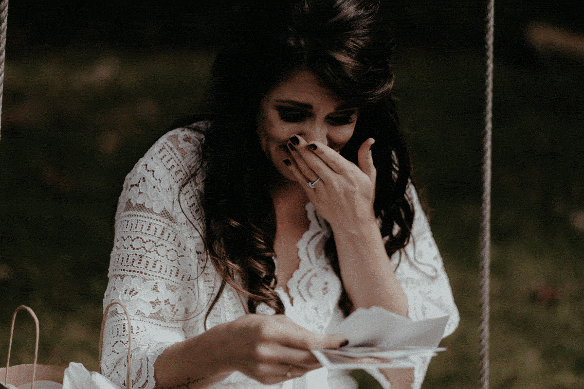 andover new jersey crossed keys estate adventure wedding photographer bride reading letter tree swing crying