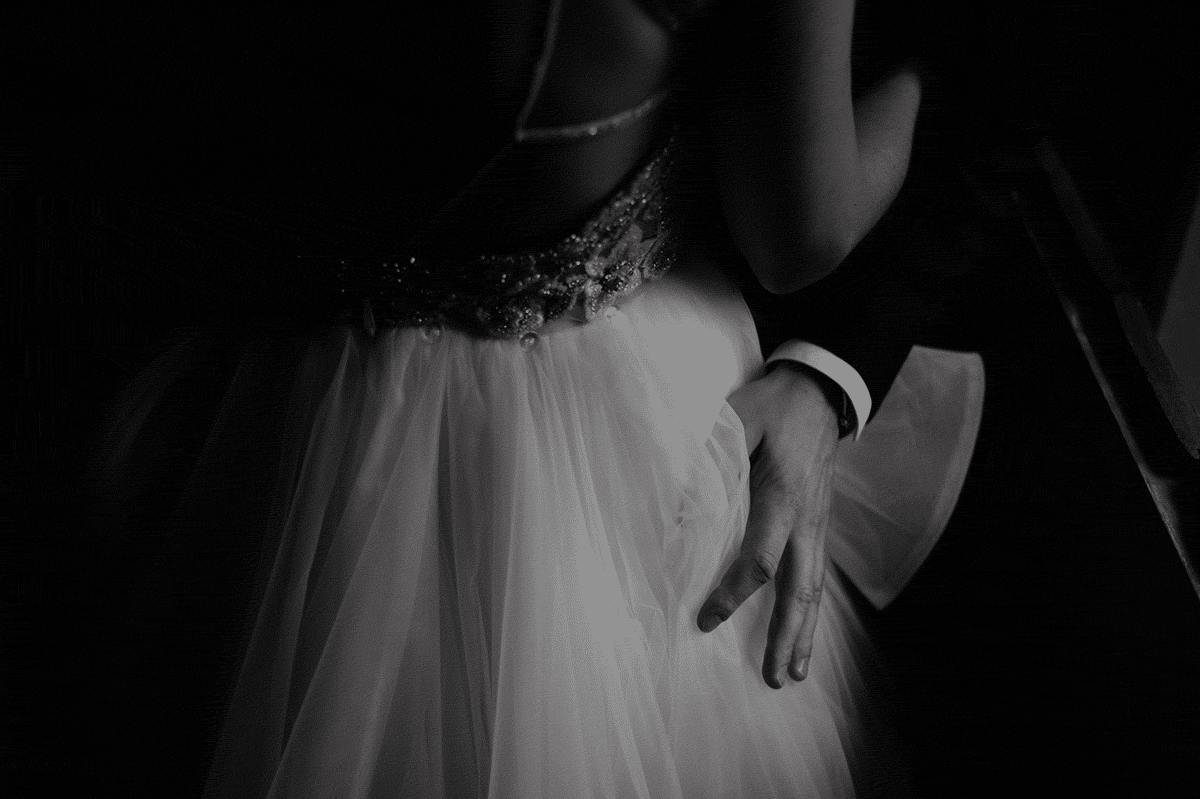 andover new jersey crossed keys estate adventure wedding photographer bride groom hand dress