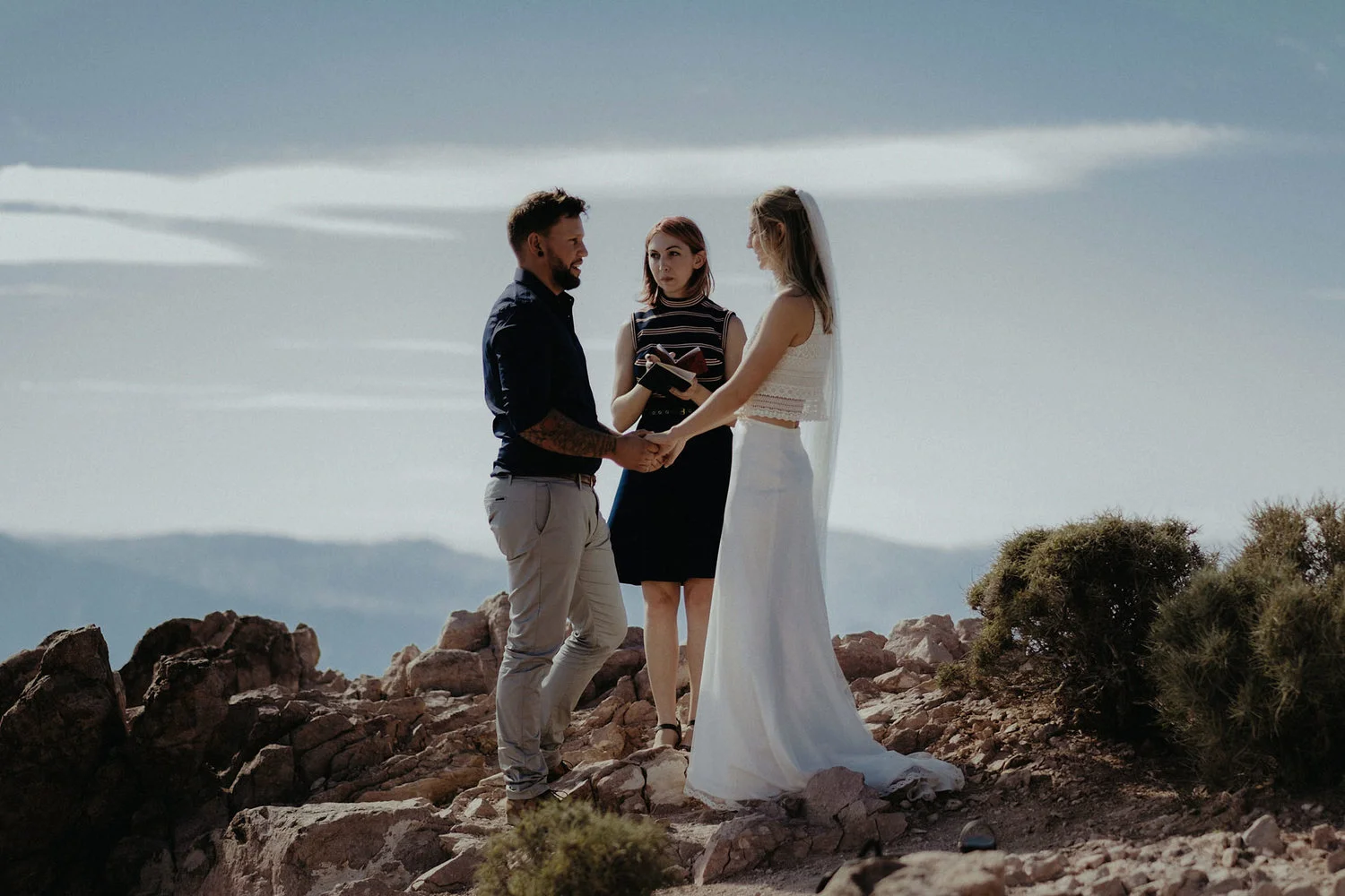 death valley national park adventure elopement photographer ceremony portrait