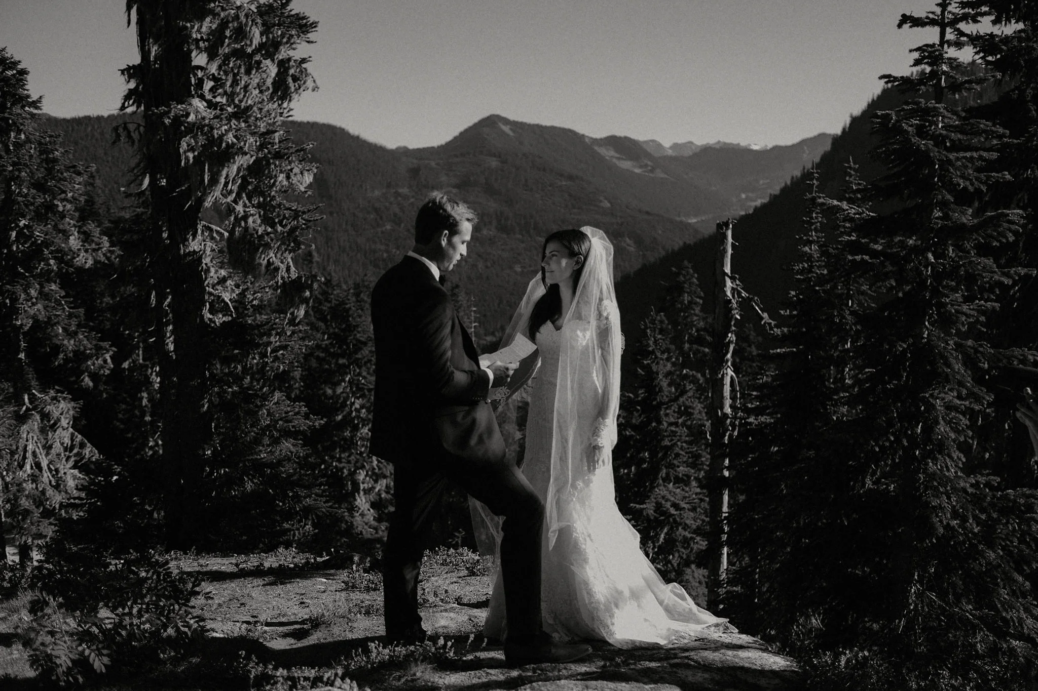 mindy-michael-cascade-mountains-elopement-wedding-26.jpg