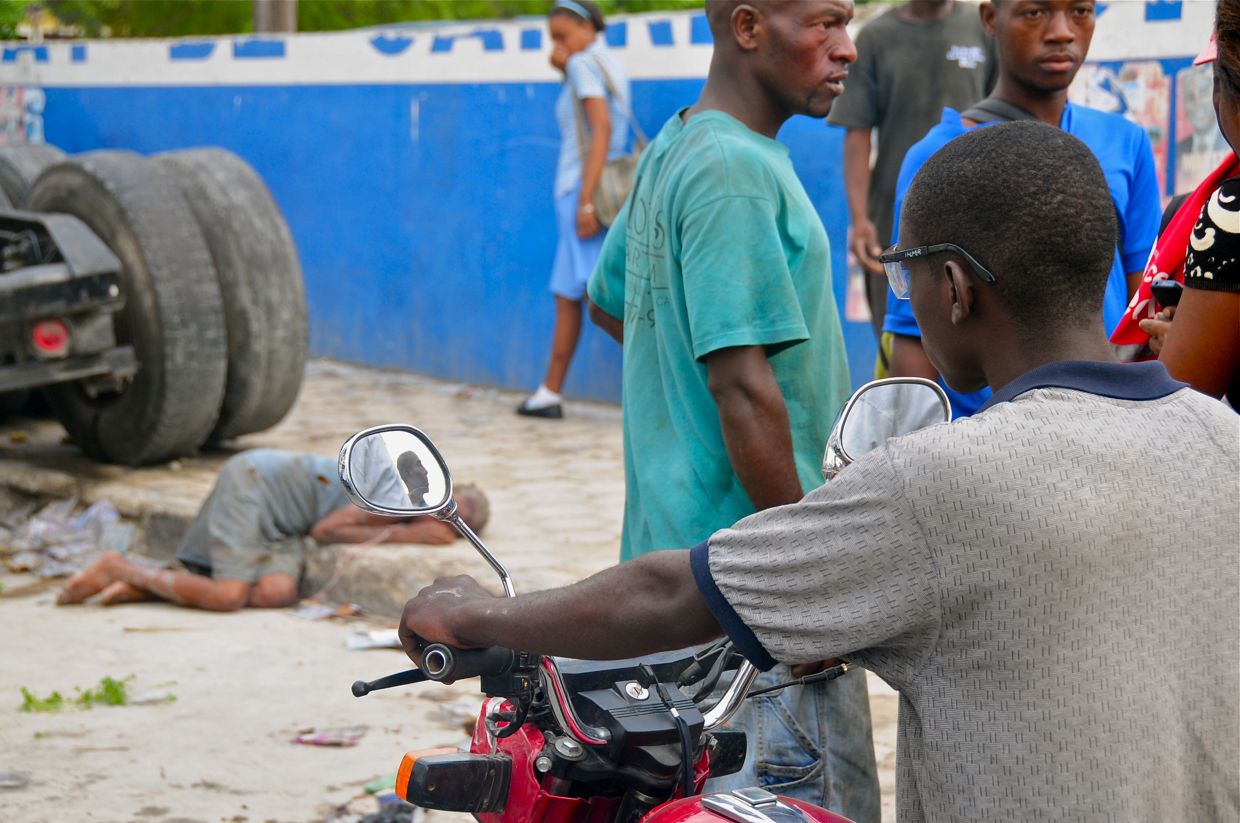 A death, Port-au-Prince