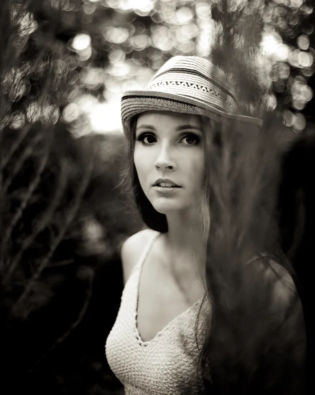 Senior portraits in Augusta GA: Into Art