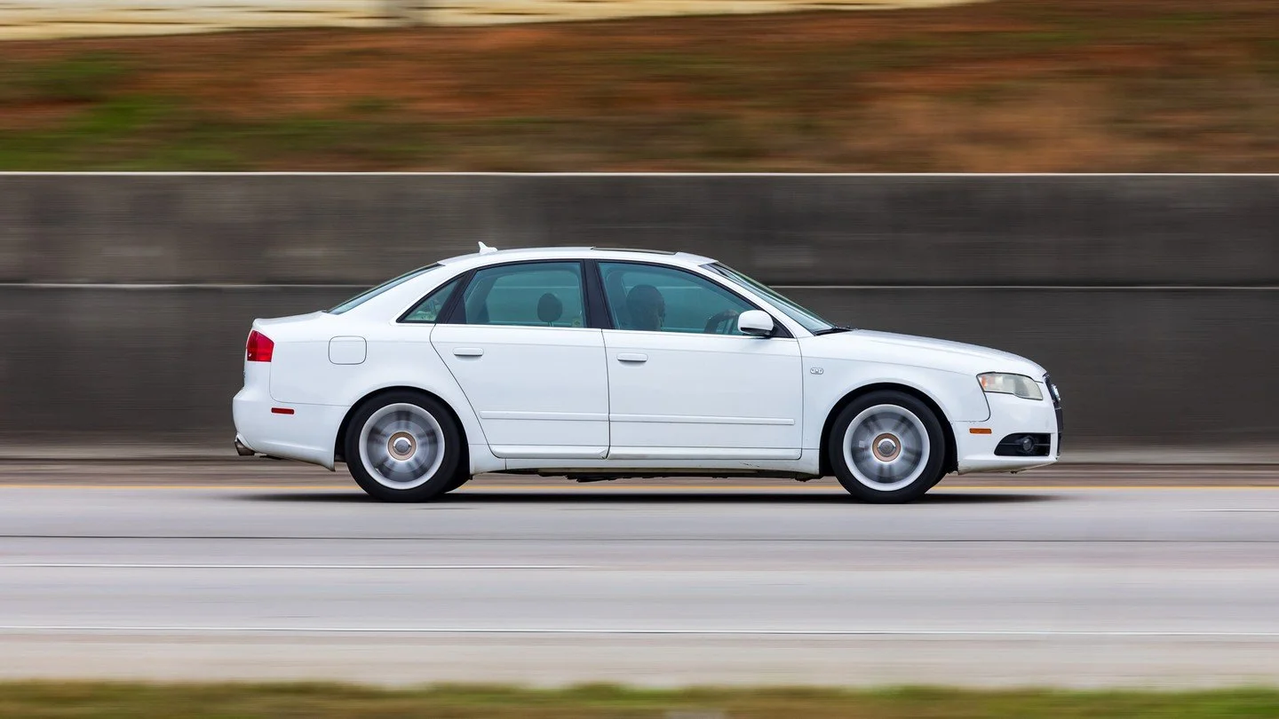 3.8.26/2&hellip;#audi #a4b7 #lexus #es350 #hyundai #hyundaigenesis #ford #fusionhybrid #fordfusion #audiq8 #audiq5 #bmwx4 #toyota #rav4 #toyotatacoma #everydaycars #cars #carspotter #carphotography #panningshot  #acuityphotography#evansgaphotographer