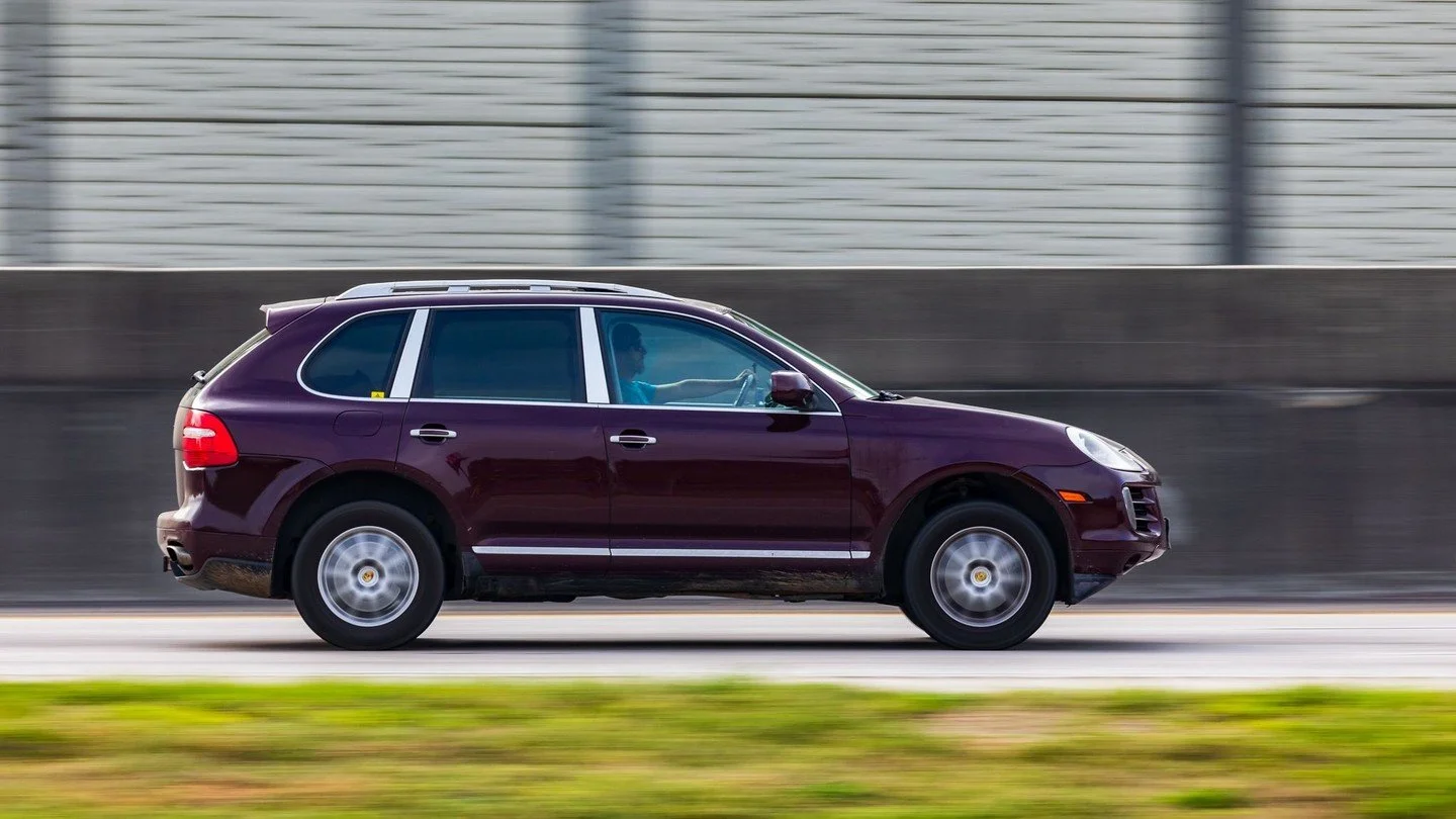 4.3.26/2&hellip;#porsche #cayenne #toyota #prius #peterbilt #rivian #r1t #ford #fordranger #volkswagen #passat #toyotatacoma #honda #hondapilot #hyundai #elantra #cadillac #cadillaccts #everydaycars #cars #carspotter #carphotography #panningphotograp