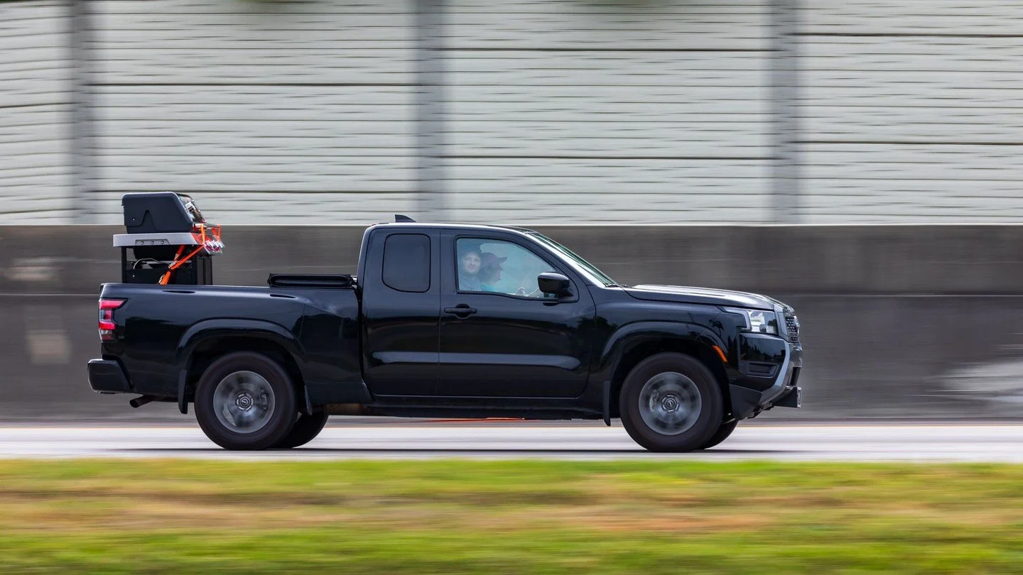 4.5.26/17&hellip;#nissan #nissanfrontier #nissannv #mercedesbenz #w206 #buick #buickencore #volkswagen #jetta #ford #e150 #fordbronco #nissanpathfinder #lexus #es300 #glecoupe #everydaycars #cars #carspotter #carphotography #panningphotography #acuit