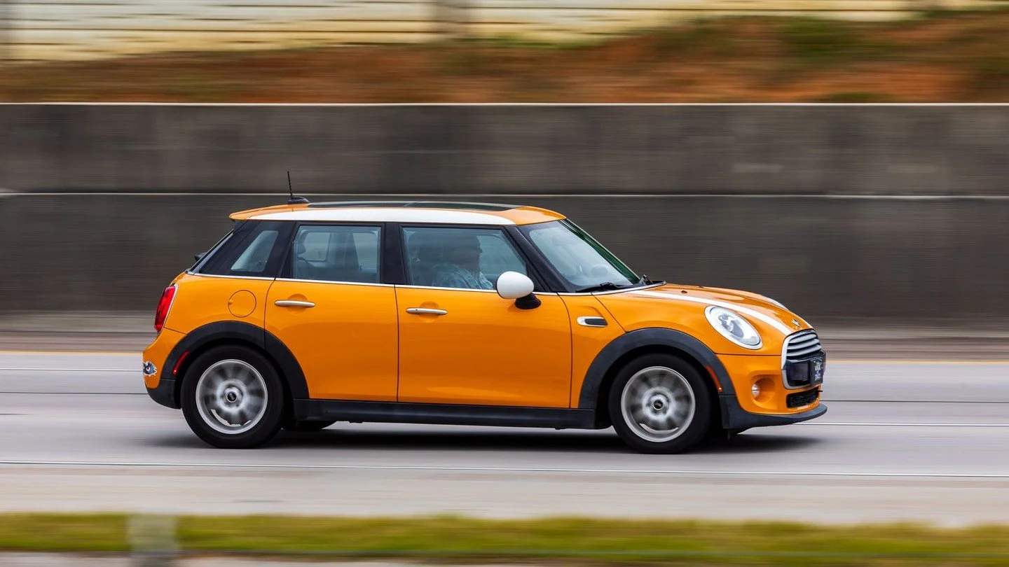 5.1.26/10&hellip;#mini #minicooper #minif55 #hyundai #elantran #gmc #gmcyukon #chevy #chevytrax #jeep #wranglertj #mercedesbenz #gleclass #chevytrailblazer #bmw #bmwf30 #dodge #ram2500 #macktrucks #everydaycars #cars #carspotter #carphotography #pann