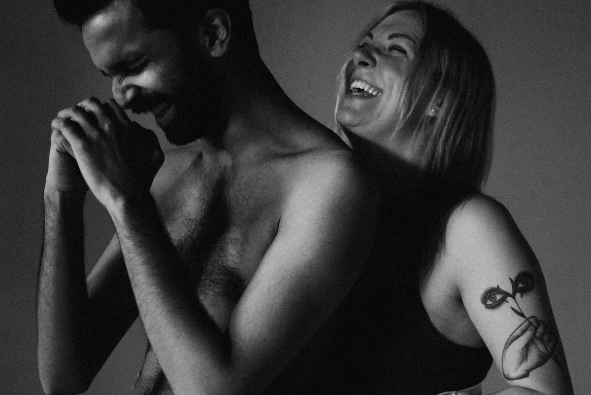 Intimate Toronto engagement photographer