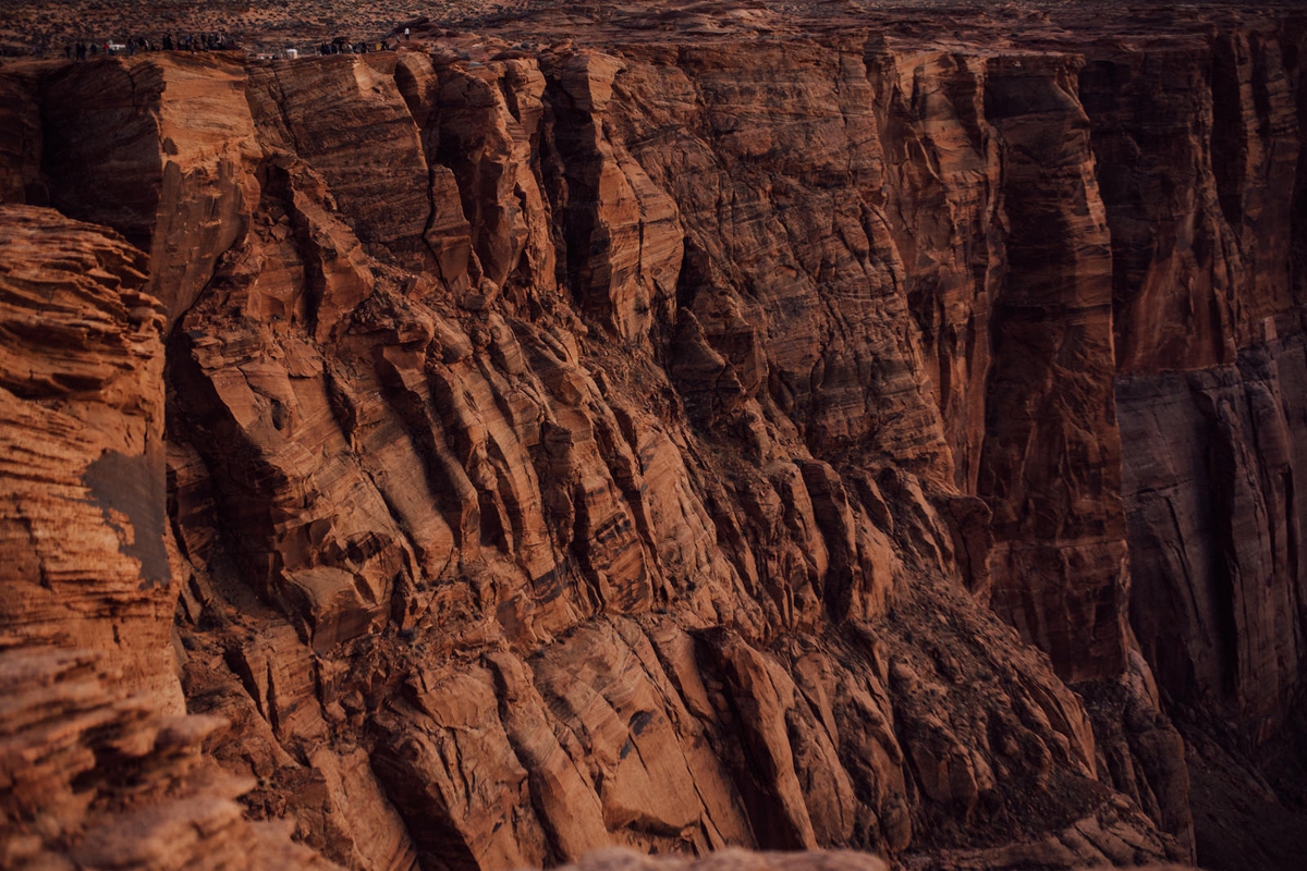 Sunset engagement at Horseshoe Bend