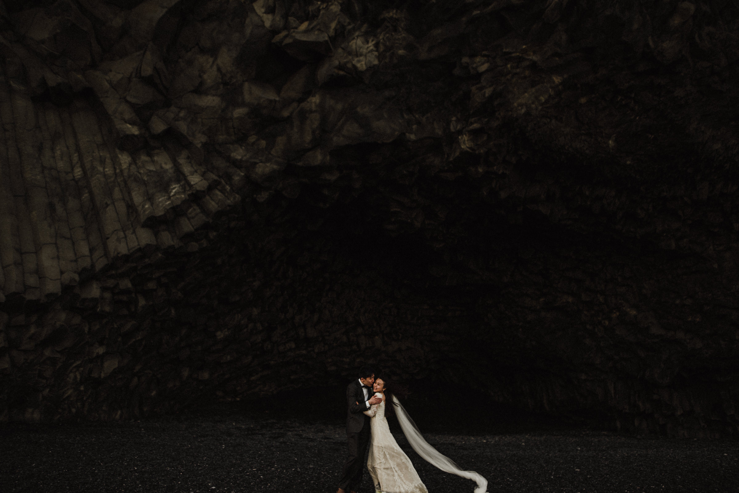 adventurous spring iceland elopement