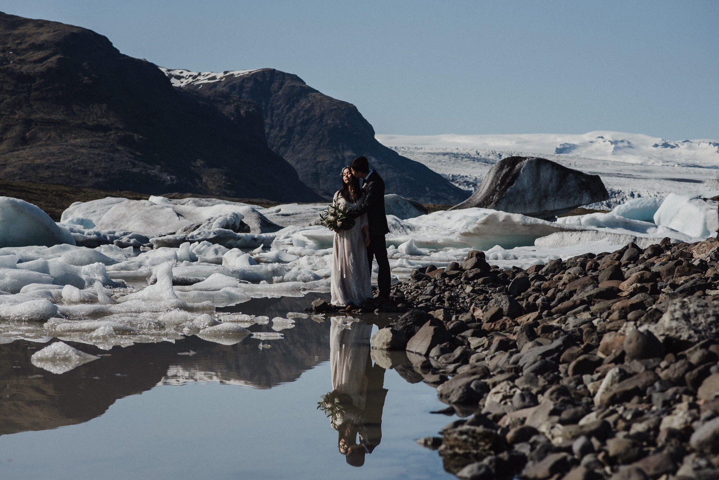 Glacier elopement Iceland