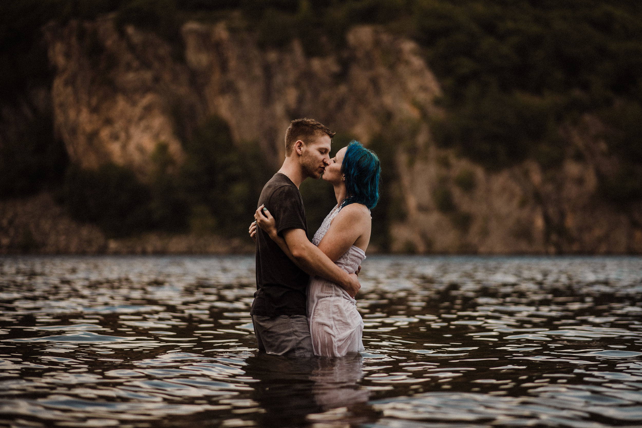 couple kissing in water