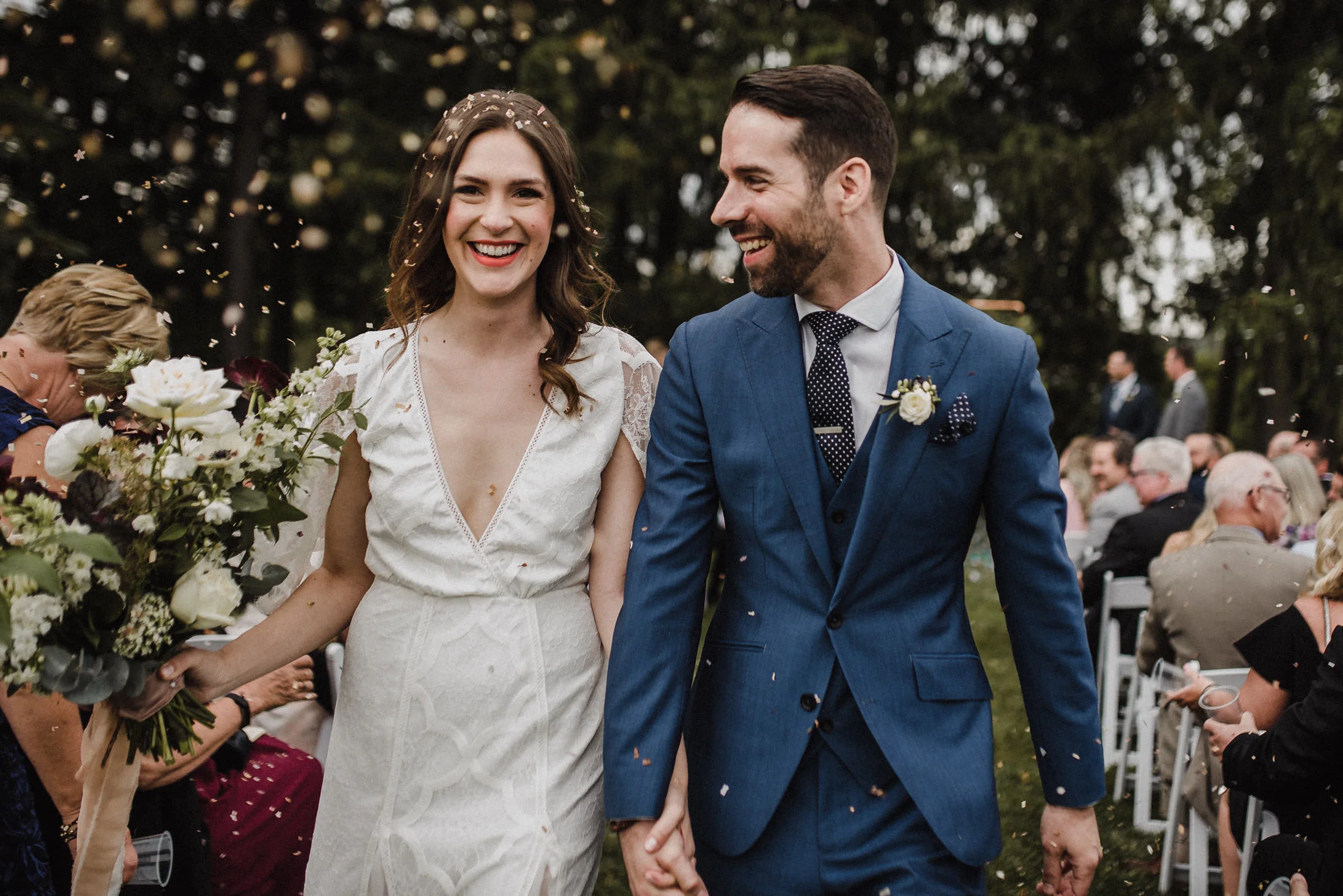 paper confetti at wedding