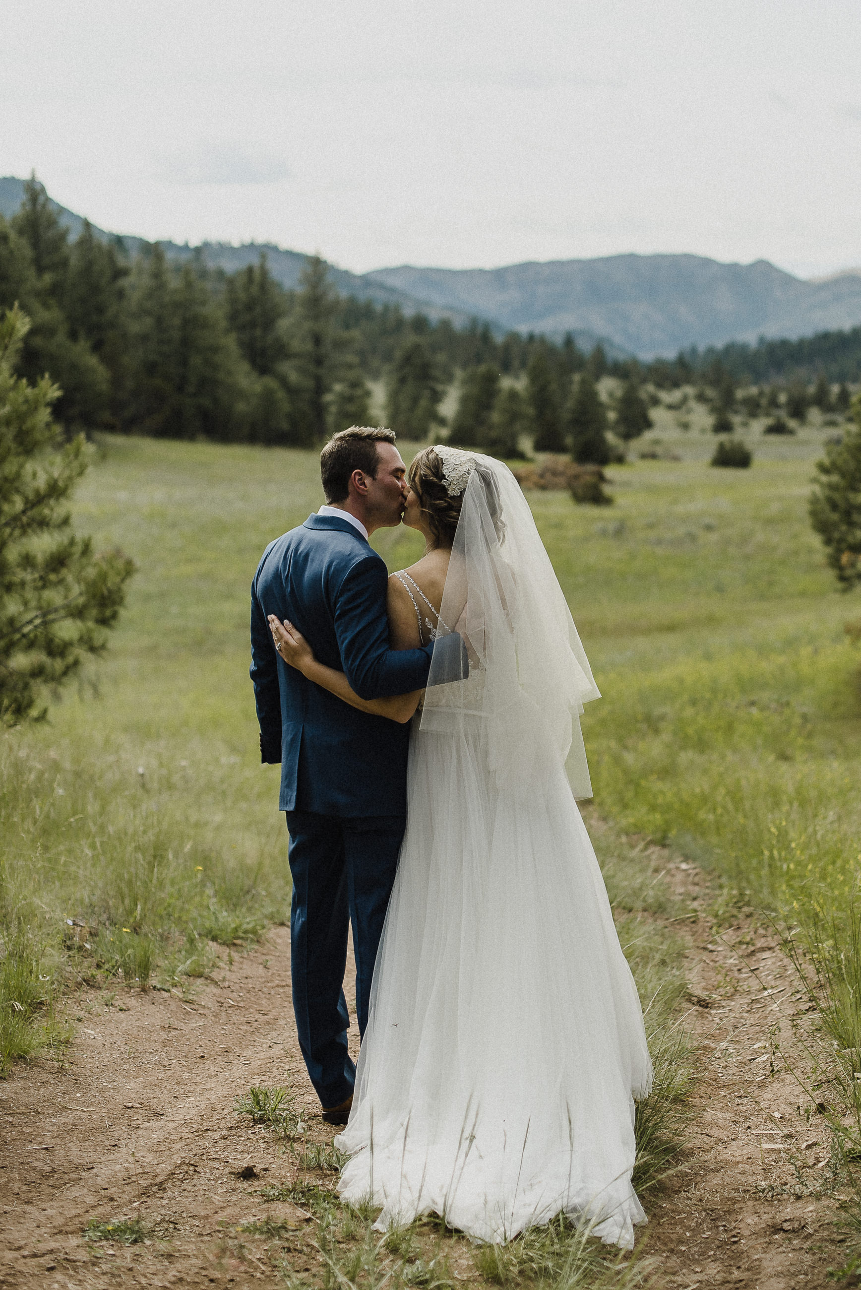 Romantic Wedding Photography in Montana