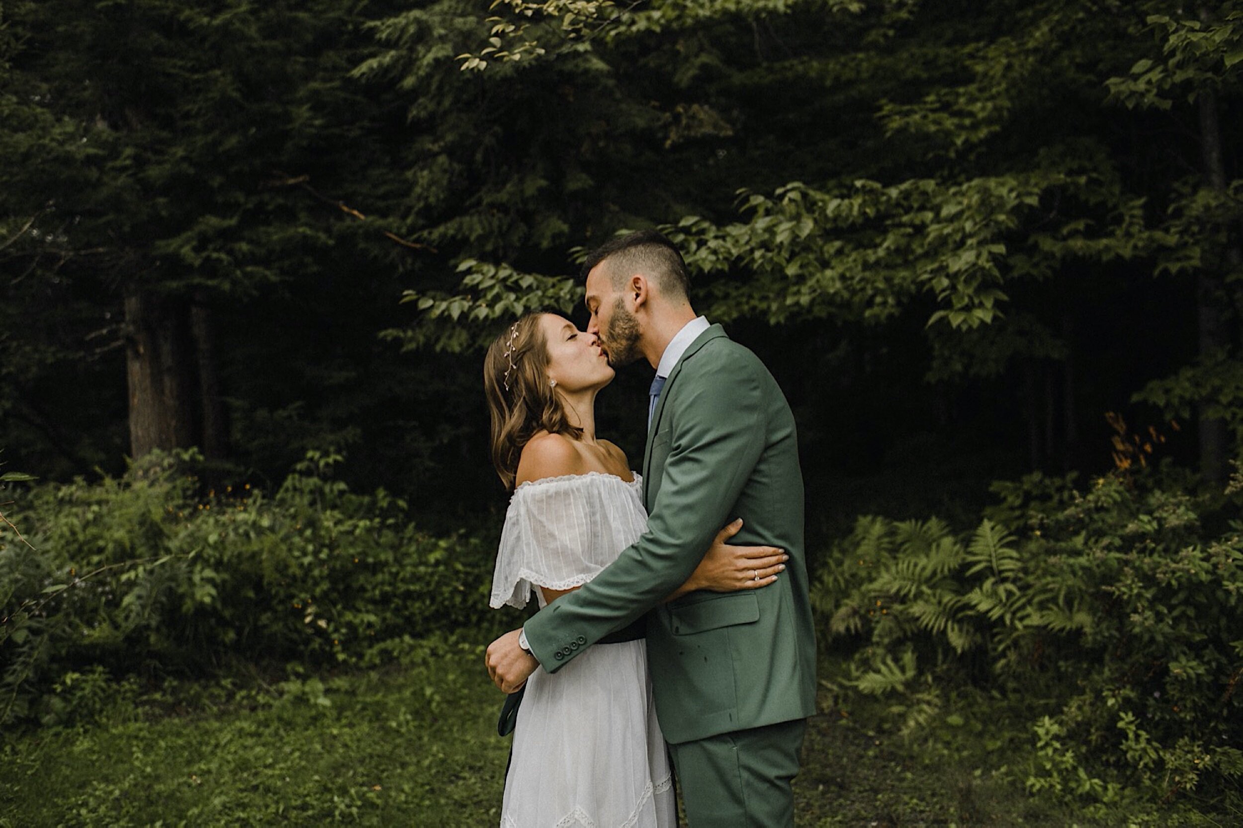 outdoor hippie wedding at camp