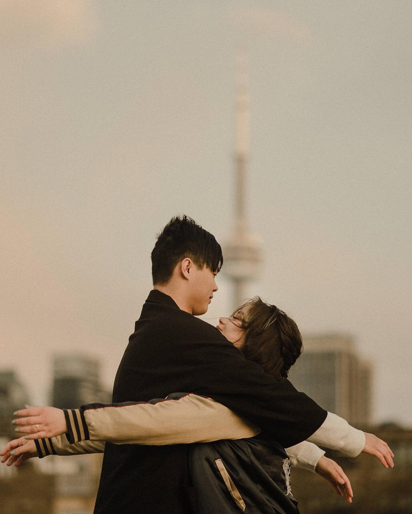 Moments with Caitlin and Peter on the top level of a parking garage. Just goes to show you can photograph anywhere as long as you have good light ✨