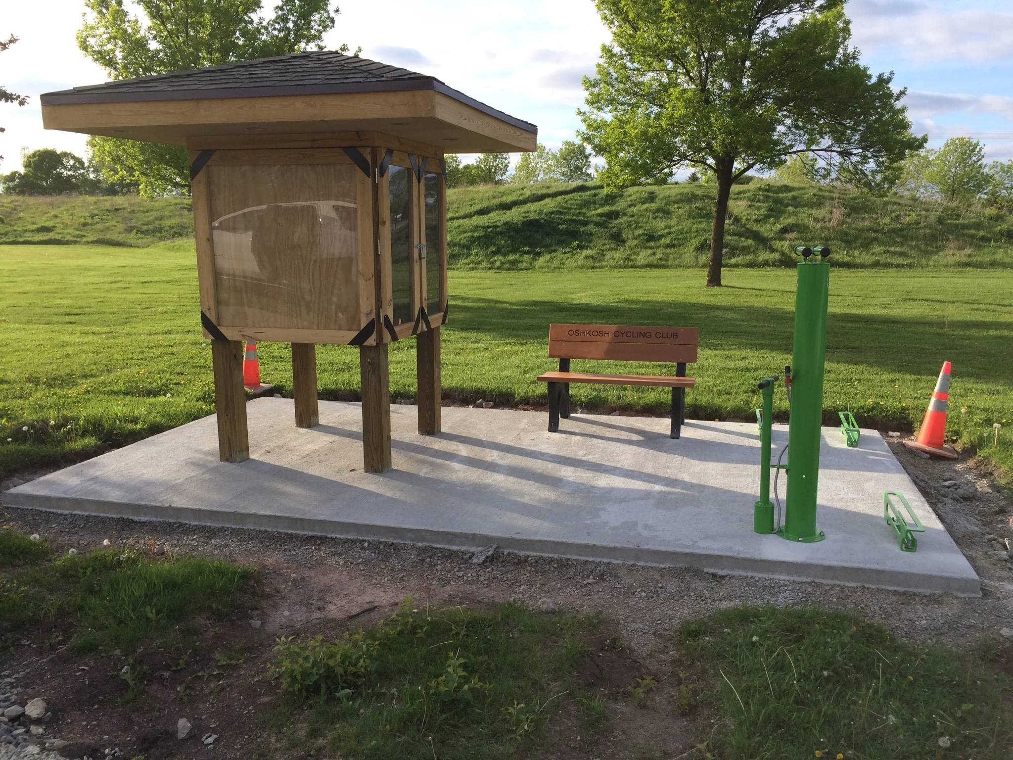 Oshkosh Cycling Club sponsored and built kiosk at Winnebago County Park