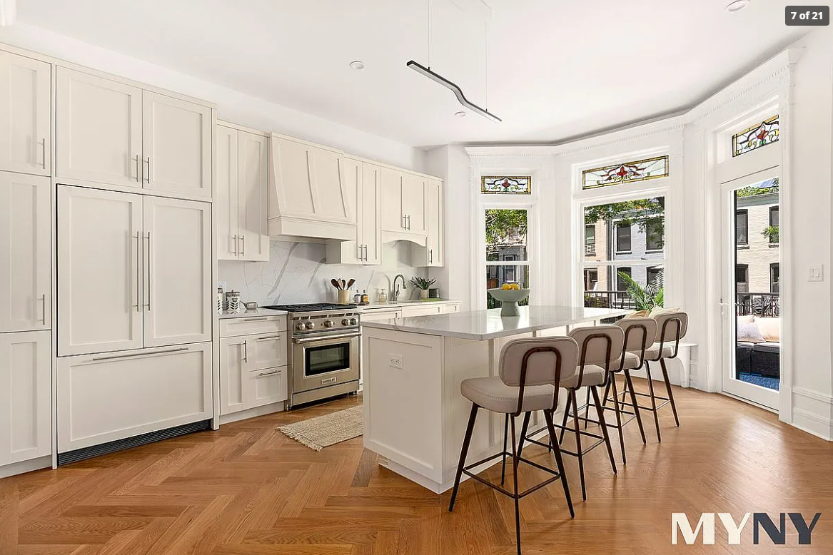175RutlandAve_Kitchen.png