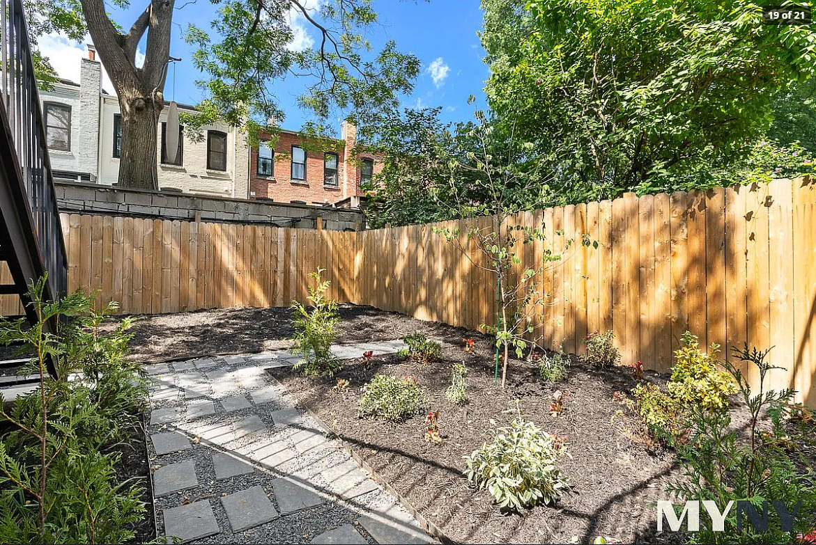 175RutlandAve_RearYard.png